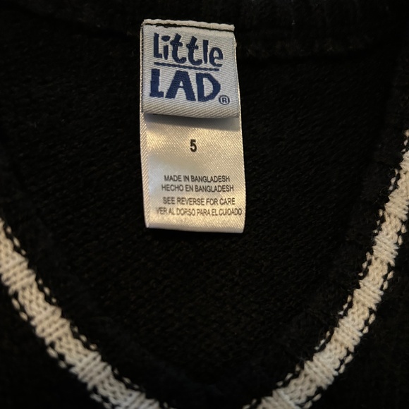 Little Lad Black Sweater Vest with Christmas Tree Motif Size 5 Preppy ~ Holiday! - Picture 3 of 3